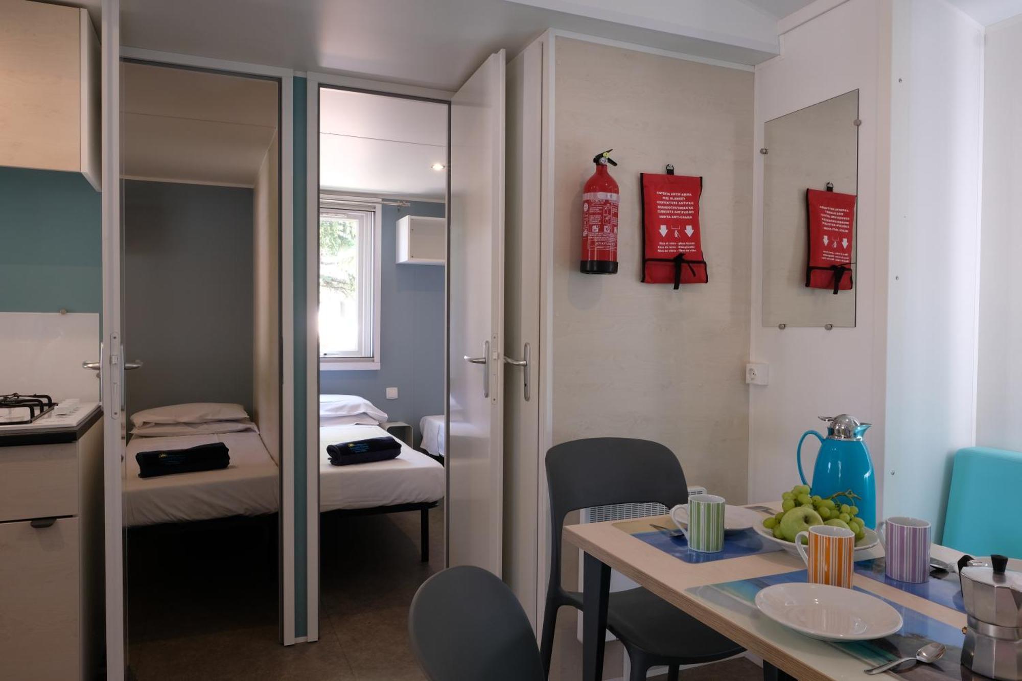 Happy Camp Mobile Homes In Camping Iscrixedda ロッツォラーイ エクステリア 写真