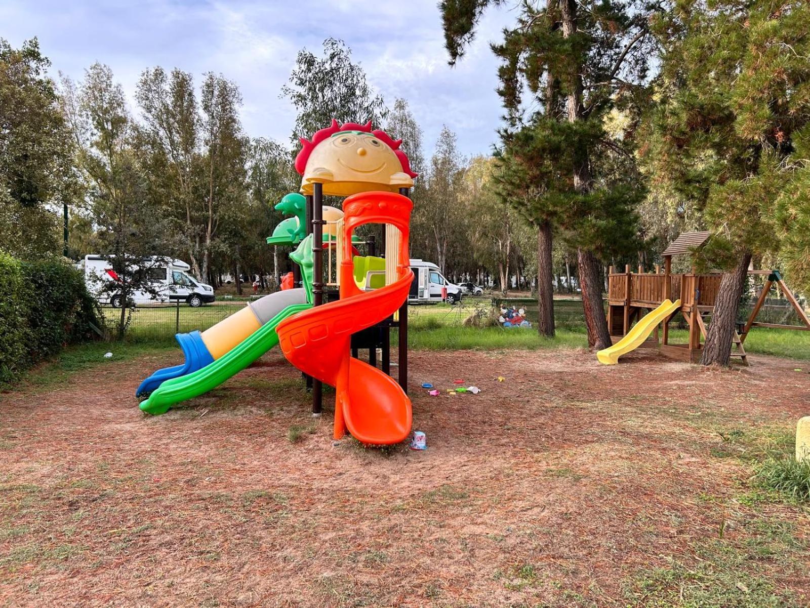 Happy Camp Mobile Homes In Camping Iscrixedda ロッツォラーイ エクステリア 写真