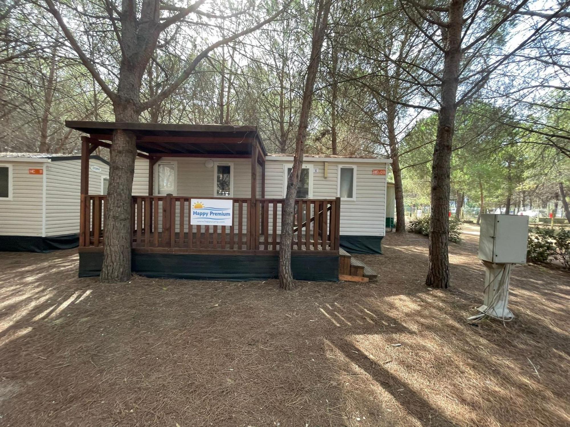 Happy Camp Mobile Homes In Camping Iscrixedda ロッツォラーイ エクステリア 写真