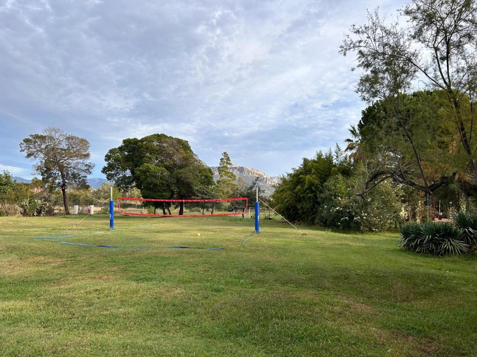 Happy Camp Mobile Homes In Camping Iscrixedda ロッツォラーイ エクステリア 写真